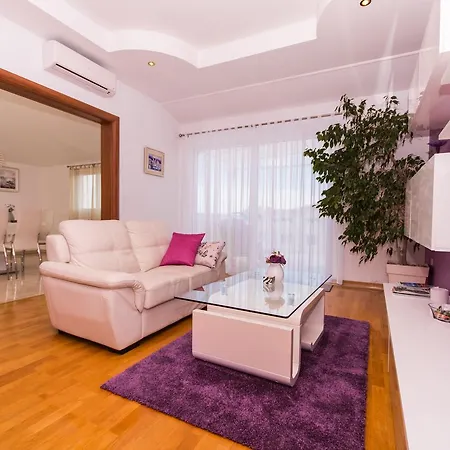 Barba トロギール